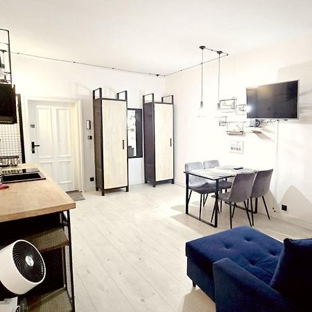 Siodemka By Rentoom Apartment Torun Luaran gambar