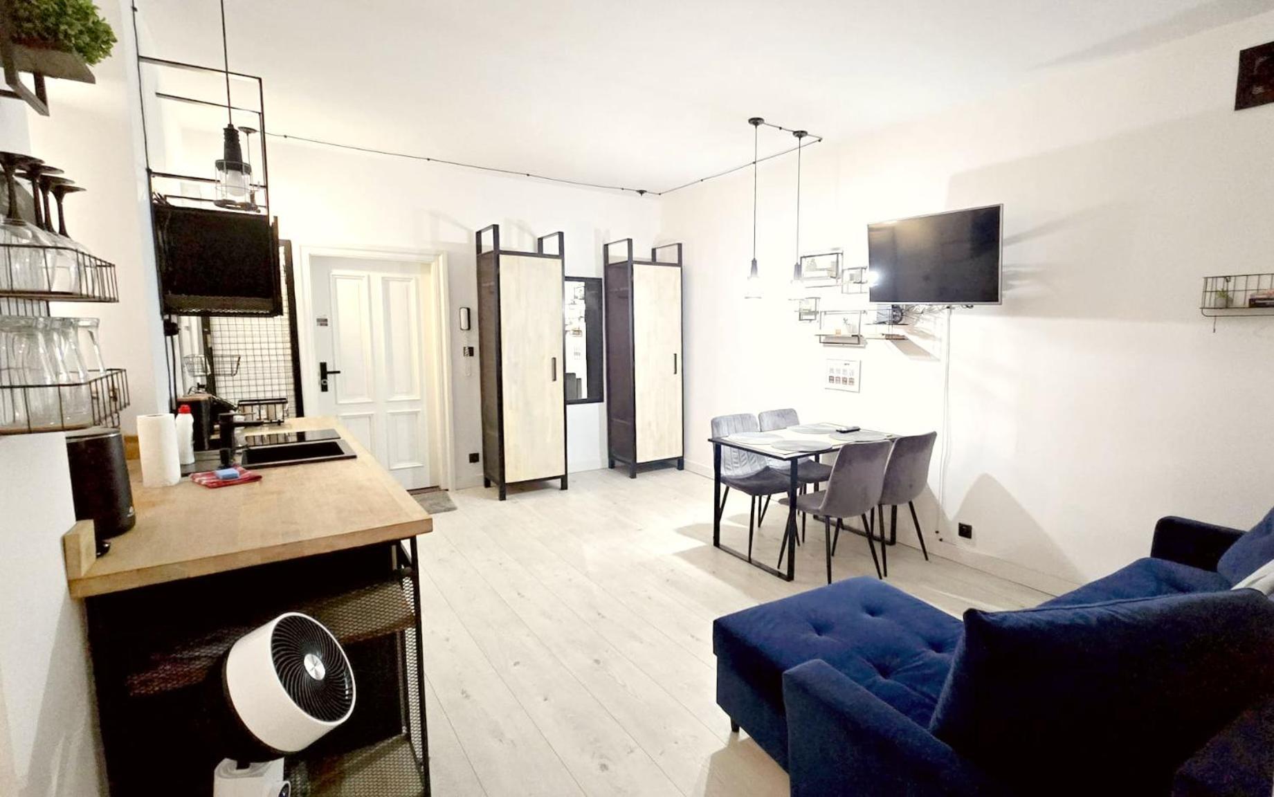 Siodemka By Rentoom Apartment Torun Luaran gambar